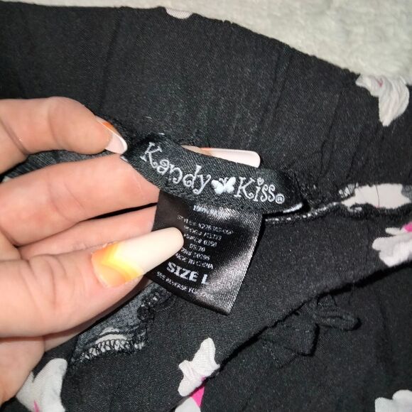 Kandy Kisses floral pants - Picture 3 of 4